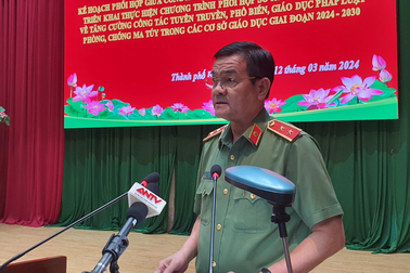 Tội phạm ma túy dùng nhiều phương thức, thủ đoạn lôi kéo học sinh