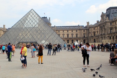 Lạc lối ở Louvre