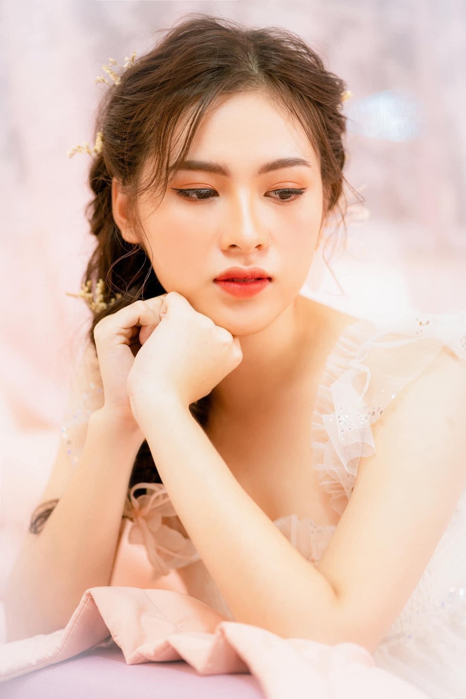 Nữ sinh Hà Tĩnh gieo thương nhớ với những bản cover có lượt nghe khủng - 1 Nữ sinh Hà Tĩnh gieo thương nhớ với những bản cover có lượt nghe khủng - 1