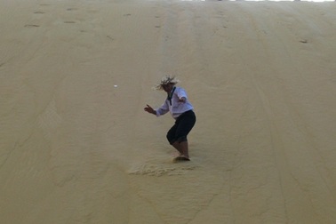 Bình Định: Về Quy Nhơn chơi trượt cát