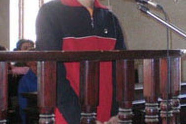 Đâm chết anh họ vì bị giễu… sợ vợ