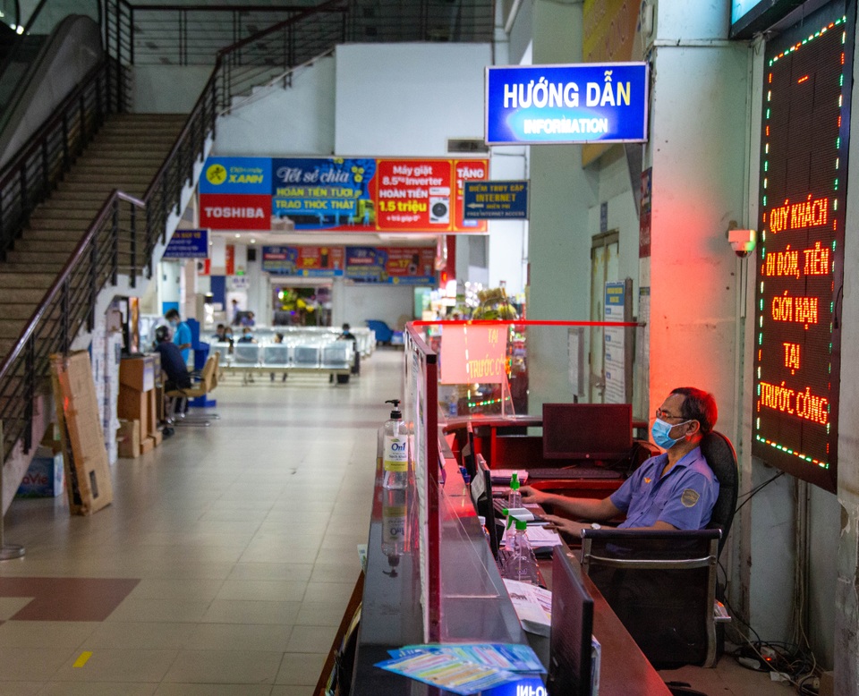 Chuyến tàu cuối cùng rời Sài Gòn trước thời khắc giao thừa - 3