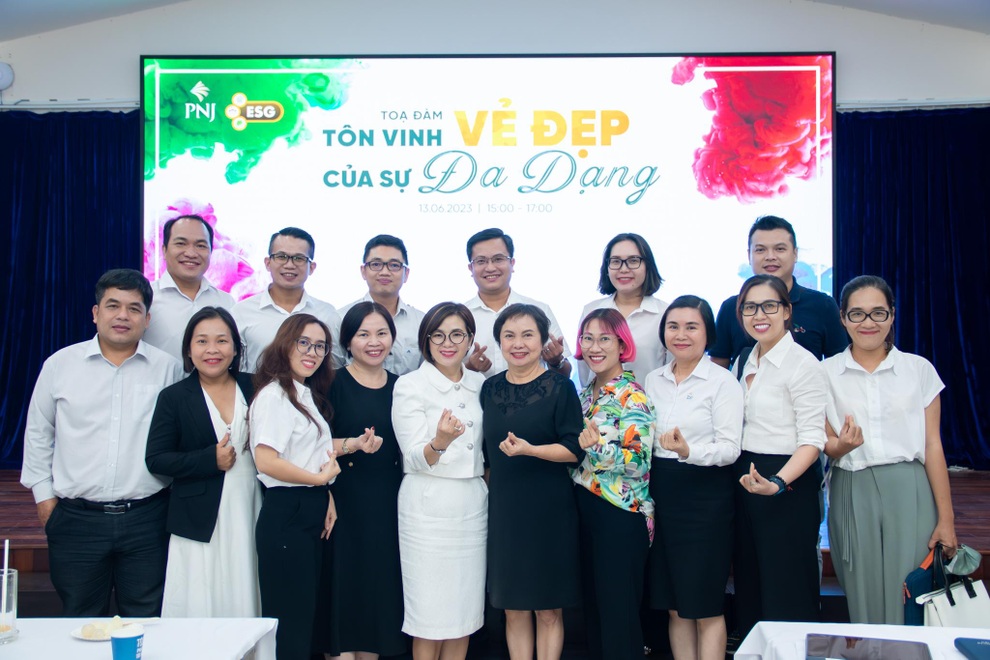 PNJ được vinh danh tại giải thưởng phát triển bền vững quốc tế JWA 2024 - 3 PNJ được vinh danh tại giải thưởng phát triển bền vững quốc tế JWA 2024 - 3