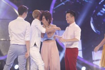 Hà Nhi bật khóc vì được giám khảo Vietnam Idol cứu