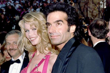 Hai cuộc tình hé lộ góc khuất đời sống tình cảm của David Copperfield