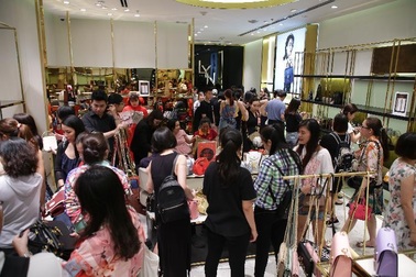 Khai mạc mùa lễ hội với "đại tiệc" mua sắm Vincom Black Friday 2020