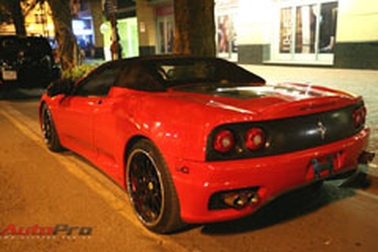 Mất Aston Martin, Hà Nội có thêm Ferrari! 