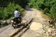 Đường quốc phòng - kinh tế hơn 500 tỷ đồng làm mãi không xong