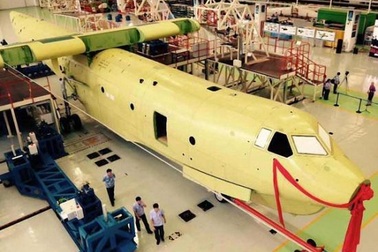 Trung Quốc lắp ráp thủy phi cơ nội địa khổng lồ 