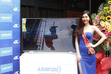 Ra mắt TV màn hình cong 4K đầu tiên do Việt Nam sản xuất