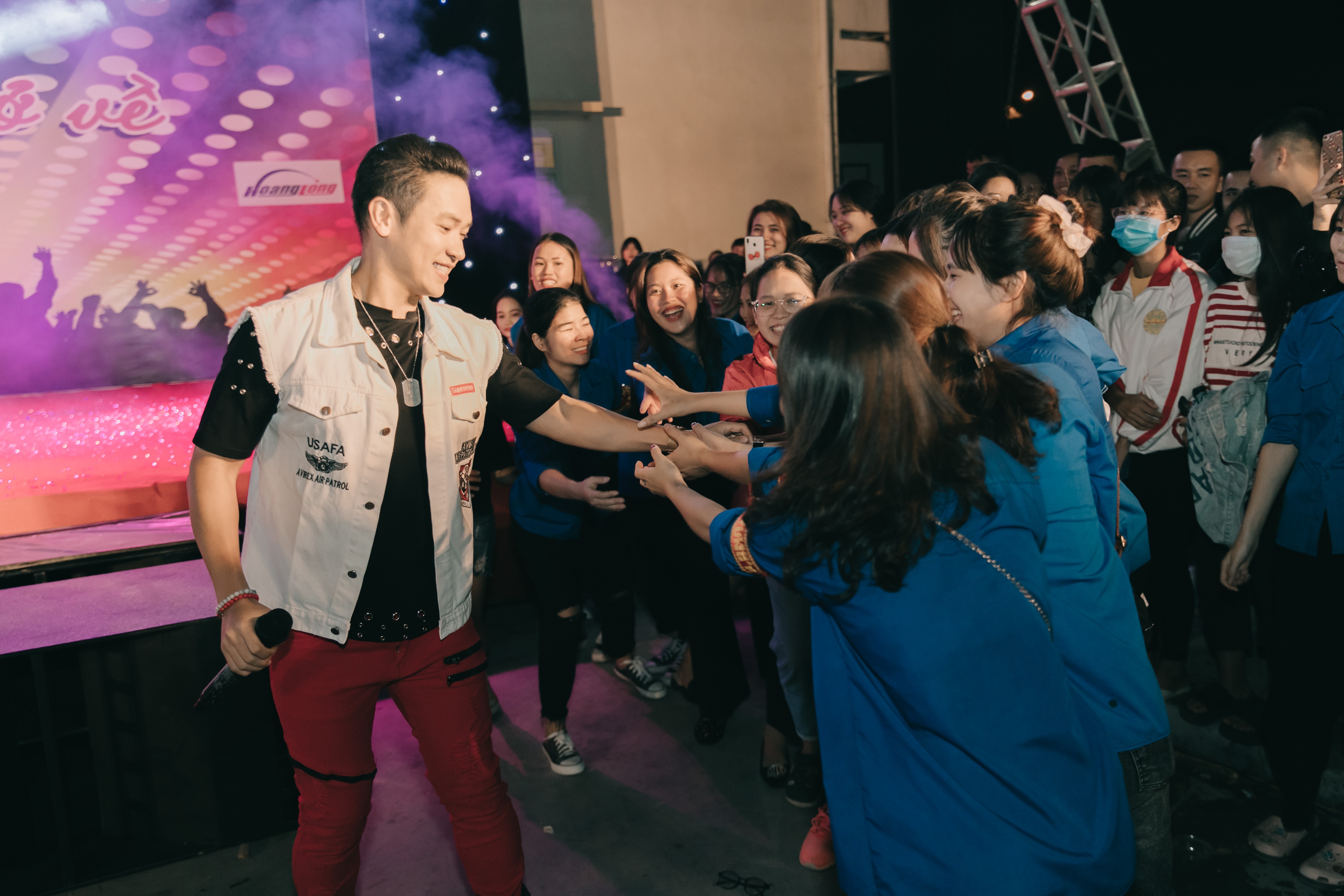 Ca sĩ Duy Khoa tiết lộ về cuộc sống, sự nghiệp trong suốt 10 năm ở ẩn - 8 Ca sĩ Duy Khoa tiết lộ về cuộc sống, sự nghiệp trong suốt 10 năm ở ẩn - 8