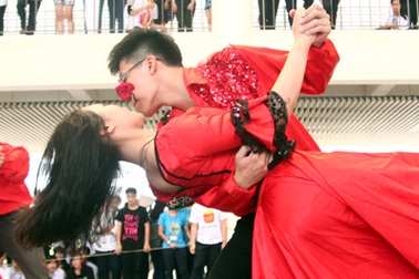 Teen chuyên Ams hóa trang thành xác ướp Ai Cập, samurai Nhật