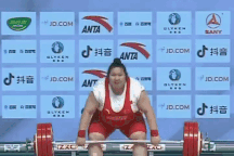 Chân dung nữ lực sĩ Trung Quốc đánh bại VĐV "từng là nam" ở hạng trên 87kg