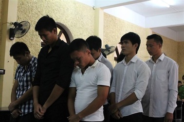 Kẻ cầm đầu vụ “đánh bạc” ở CLB Ninh Bình nhận mức án 30 tháng tù giam