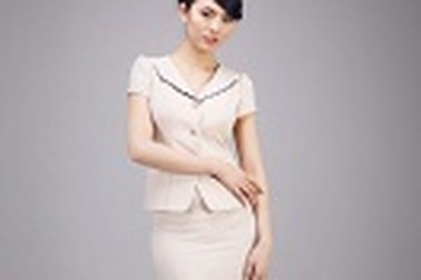 Mùa hè có nên mặc vest?