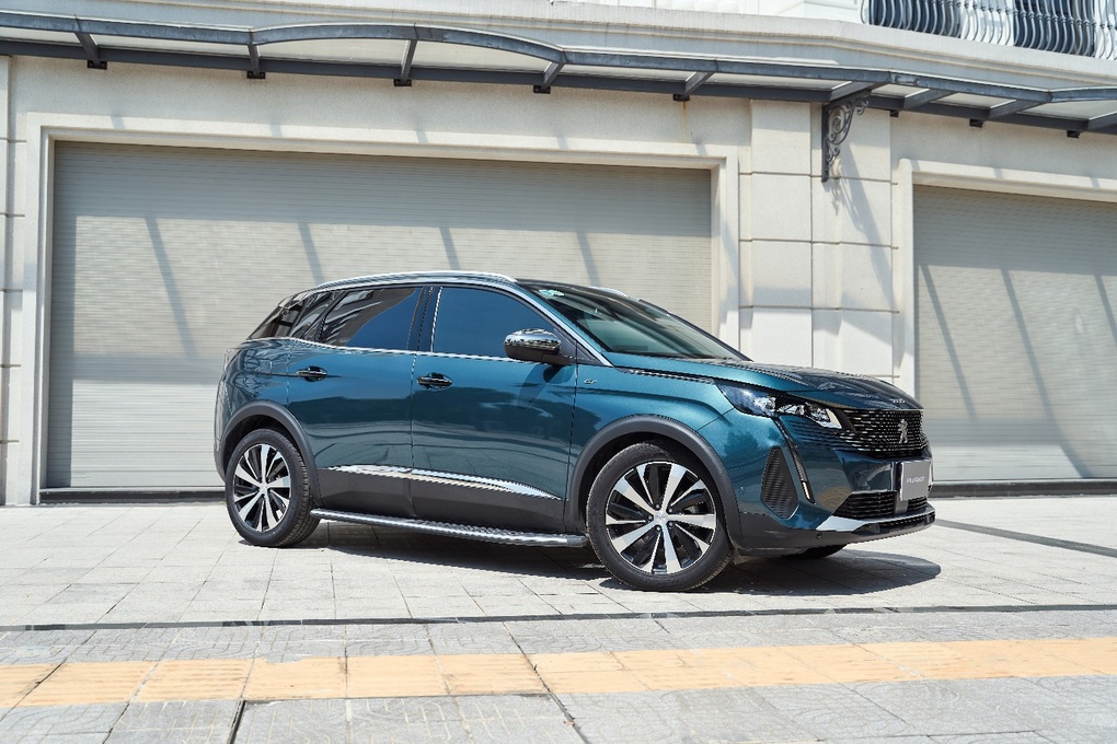 Peugeot Việt Nam áp dụng giá mới cho bộ 3 SUV cao cấp - 2 Peugeot Việt Nam áp dụng giá mới cho bộ 3 SUV cao cấp - 2