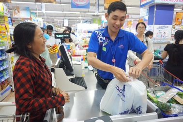 Siêu ưu đãi: Chỉ với 5.000 đồng mua được 6 gói sữa tiệt trùng tại Co.opmart