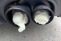 Bị hàng xóm trám bọt xốp vào ống pô vì xe Ford Mustang quá ồn ào