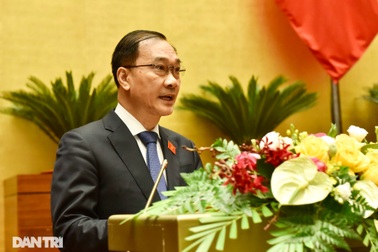 Quốc hội đề nghị làm rõ tình hình nợ xấu, “hụt” thu ngân sách