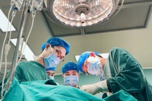 Hà Nội: Nốt đen khiến người phụ nữ suýt mất bàn chân