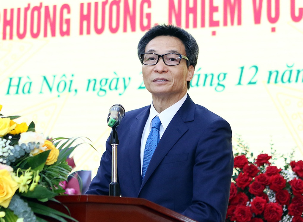 Phát triển bền vững như gánh 2 thùng nước đầy đi nhanh mà không bị sánh - 2 Phát triển bền vững như gánh 2 thùng nước đầy đi nhanh mà không bị sánh - 2