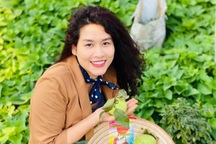 "Nguyệt thảo mai" Hà Hương trắng đêm giúp bà con Hải Dương 40 tấn nông sản