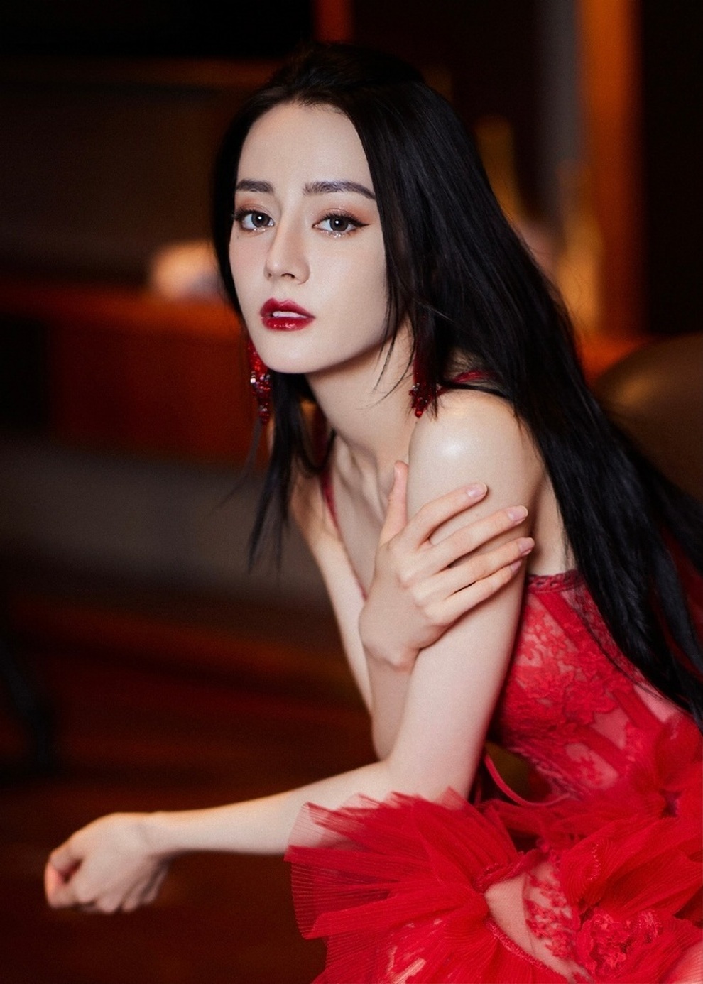 Những lần xuất hiện gây chú ý của mỹ nhân Tân Cương Địch Lệ Nhiệt Ba - 1 Những lần xuất hiện gây chú ý của mỹ nhân Tân Cương Địch Lệ Nhiệt Ba - 1