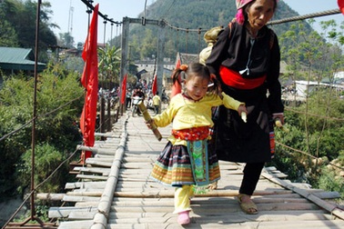 “Bóng ma” cầu treo ám ảnh người Lai Châu