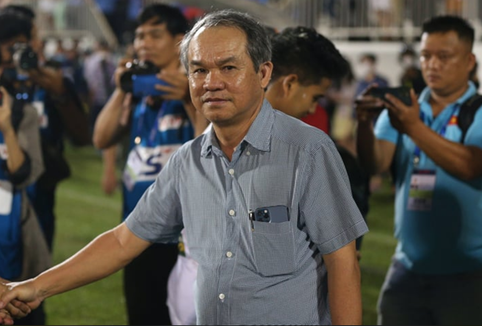 Bầu Đức: Tụi nhỏ HA Gia Lai chủ quan quá, nhưng thắng là mừng rồi - 1