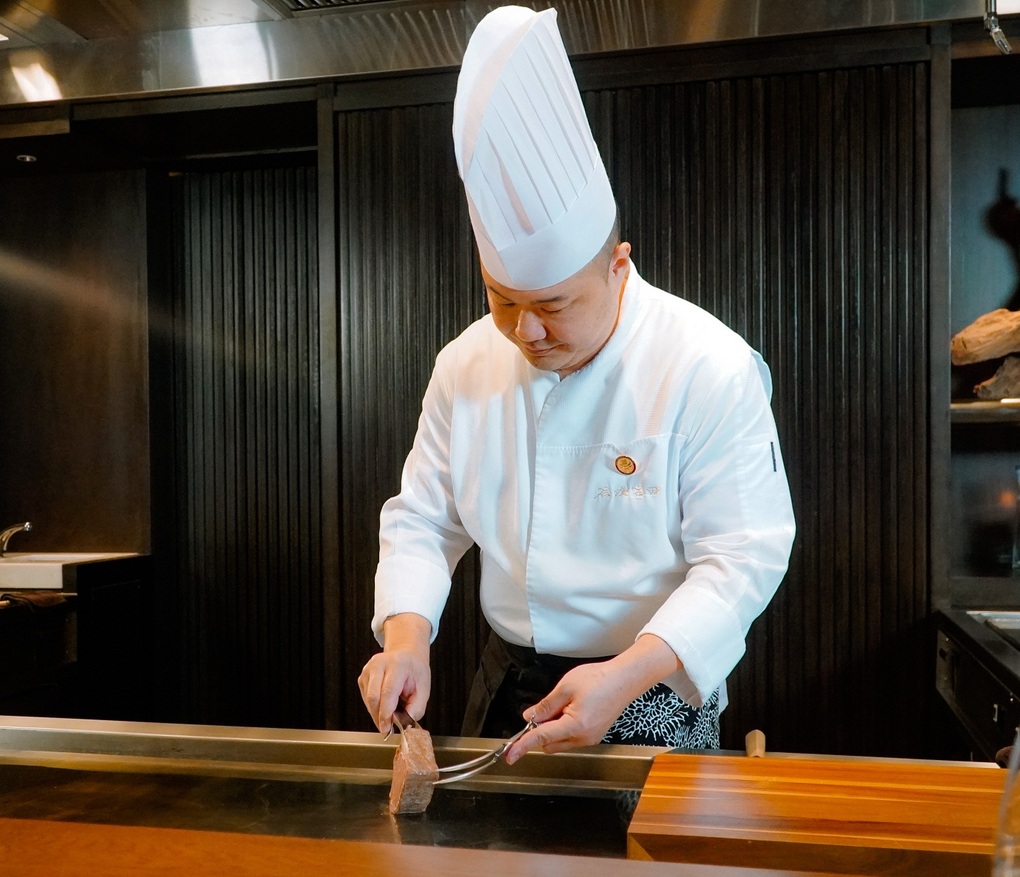Nghệ thuật Teppanyaki hành trình mang tinh hoa sống thế giới đến Việt Nam - 1 Nghệ thuật Teppanyaki hành trình mang tinh hoa sống thế giới đến Việt Nam - 1
