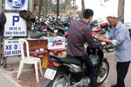Hà Nội: Nhiều điểm trông xe vẫn thoả sức “chặt chém”