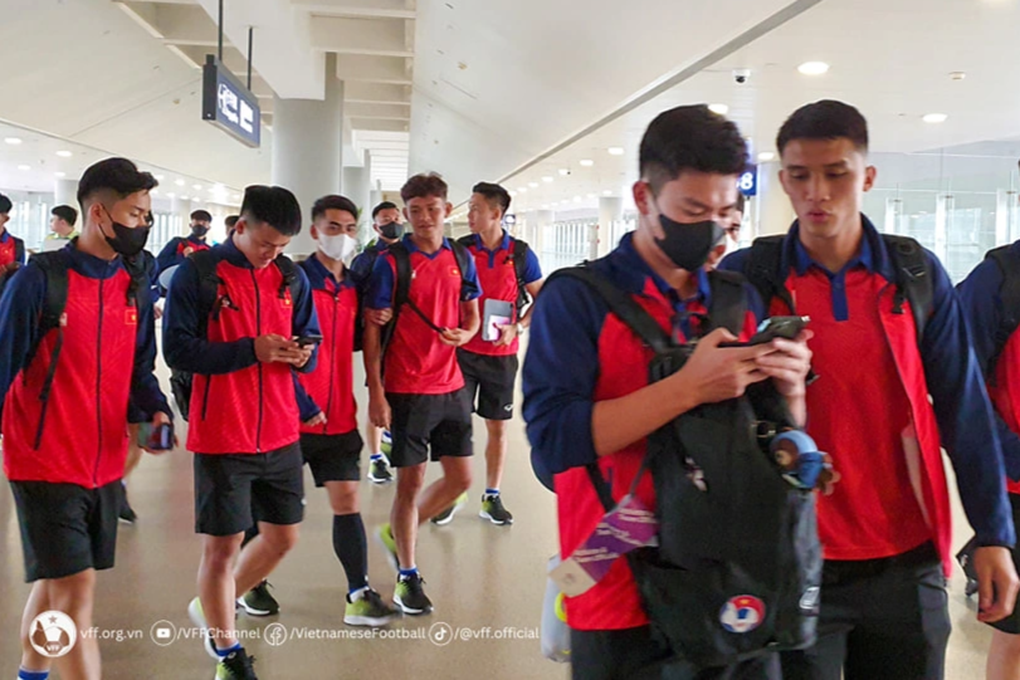 Olympic Việt Nam có mặt ở Trung Quốc, sẵn sàng chinh phục giấc mơ lớn - 2 Olympic Việt Nam có mặt ở Trung Quốc, sẵn sàng chinh phục giấc mơ lớn - 2