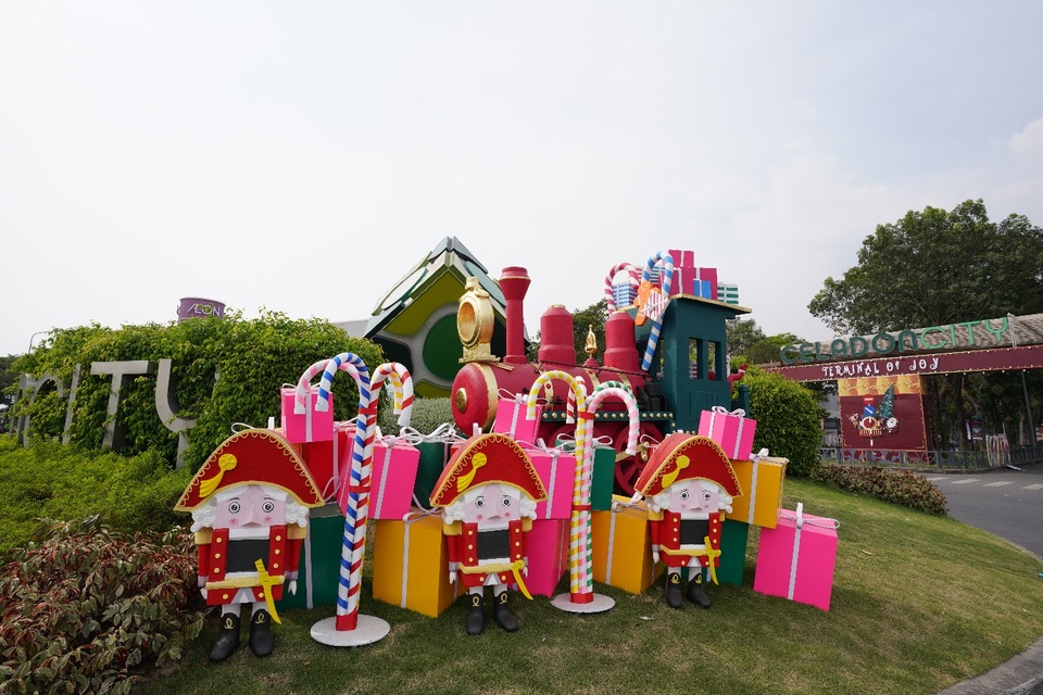 Đến thăm “Xứ sở tình yêu” mùa Giáng sinh 2019 - 1 Đến thăm “Xứ sở tình yêu” mùa Giáng sinh 2019 - 1