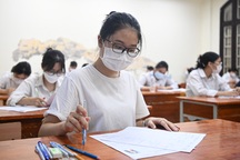 Thi tốt nghiệp THPT 2023: Đề xuất có cán bộ kỹ thuật đề phòng in lỗi đề thi