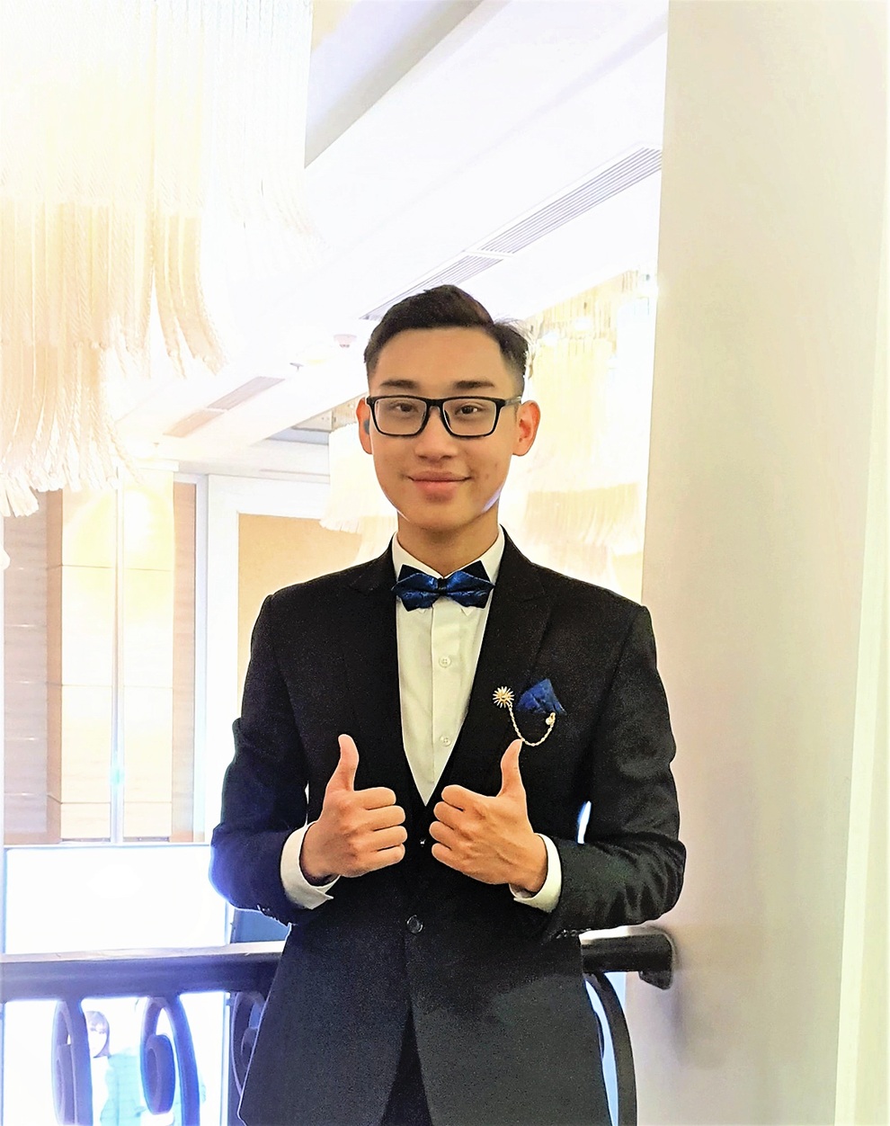 Nam sinh trường nhà giàu gửi nỗi lòng vào tiếng vĩ cầm - 2 Nam sinh trường nhà giàu gửi nỗi lòng vào tiếng vĩ cầm - 2