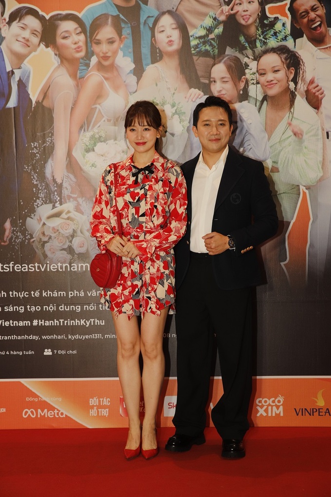 MC Trấn Thành, ca sĩ Hari Won tham dự Let’s Feast Vietnam với tư cách người đồng hành.