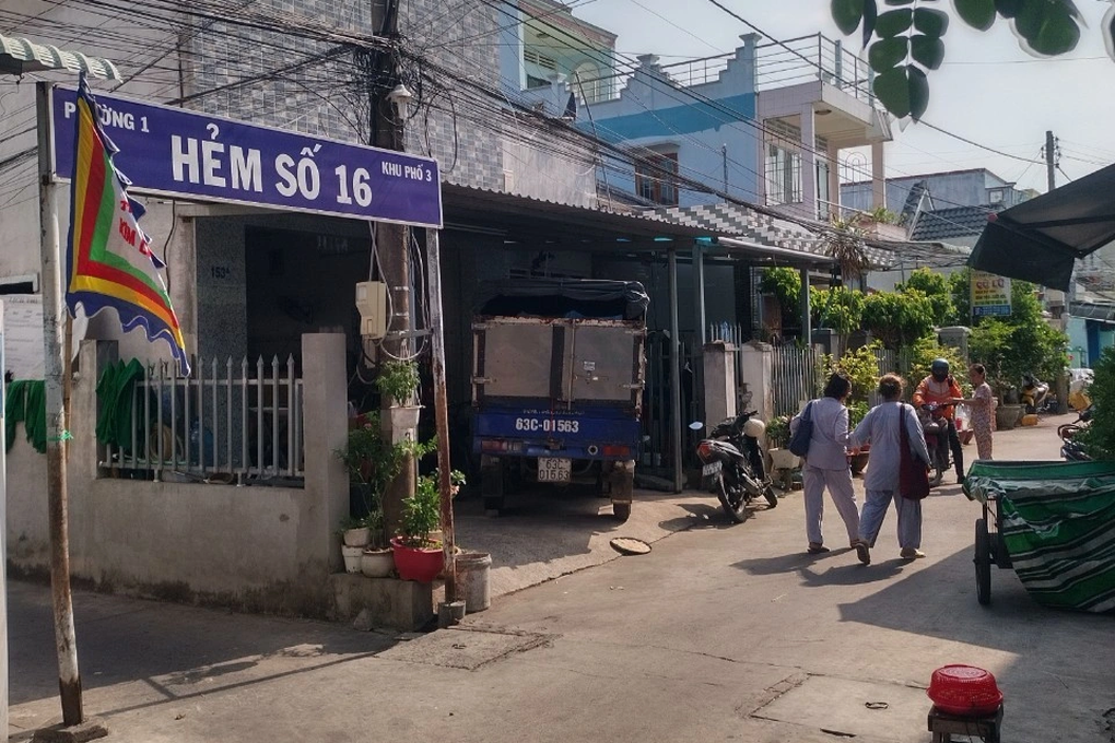 Vác dao đâm 2 người thương vong vì nghĩ bị nói xấu - 1 Vác dao đâm 2 người thương vong vì nghĩ bị nói xấu - 1