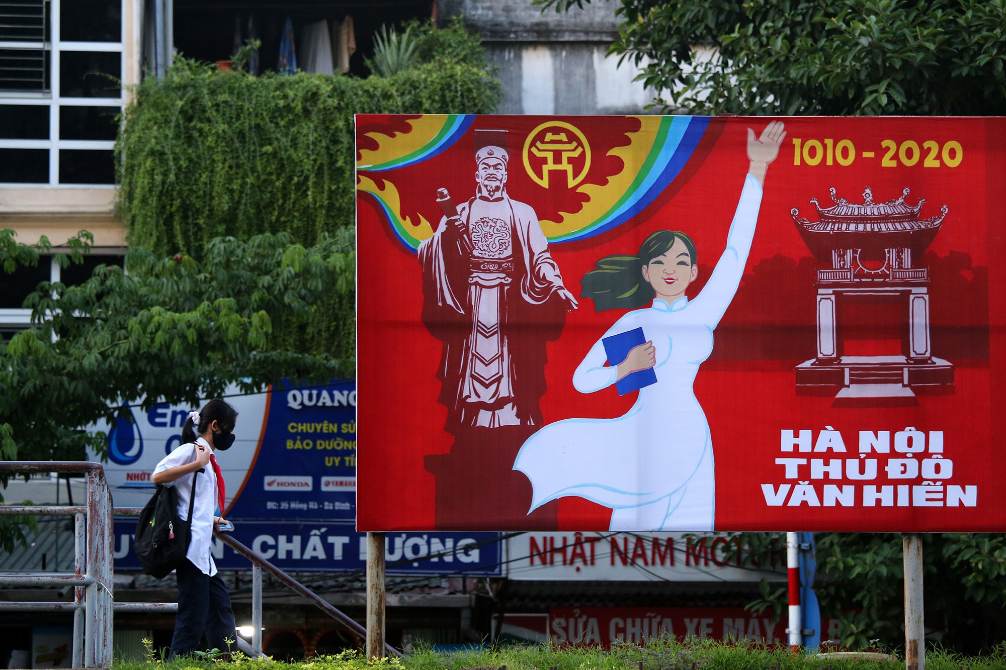 Hà Nội trang trí đường phố kỉ niệm 1010 năm Thăng Long - Hà Nội - 2 Hà Nội trang trí đường phố kỉ niệm 1010 năm Thăng Long - Hà Nội - 2
