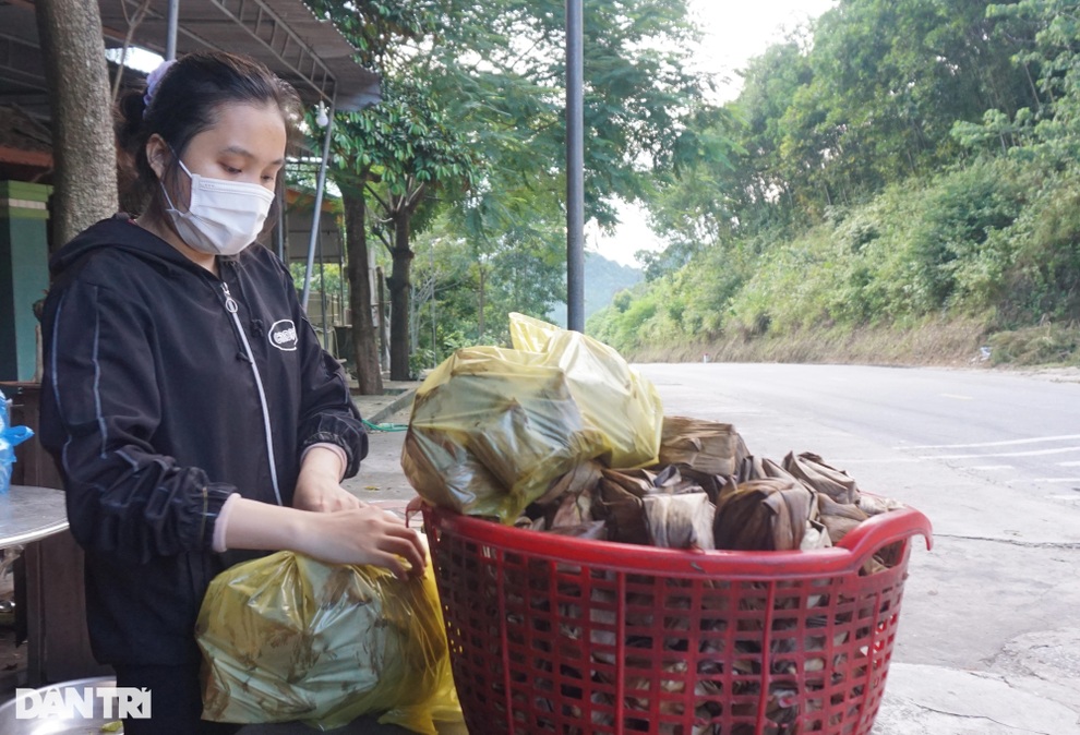 Kiếm trăm nghìn khỏe re mỗi ngày từ thứ bánh đen như bóng đêm - 8 Kiếm trăm nghìn khỏe re mỗi ngày từ thứ bánh đen như bóng đêm - 8