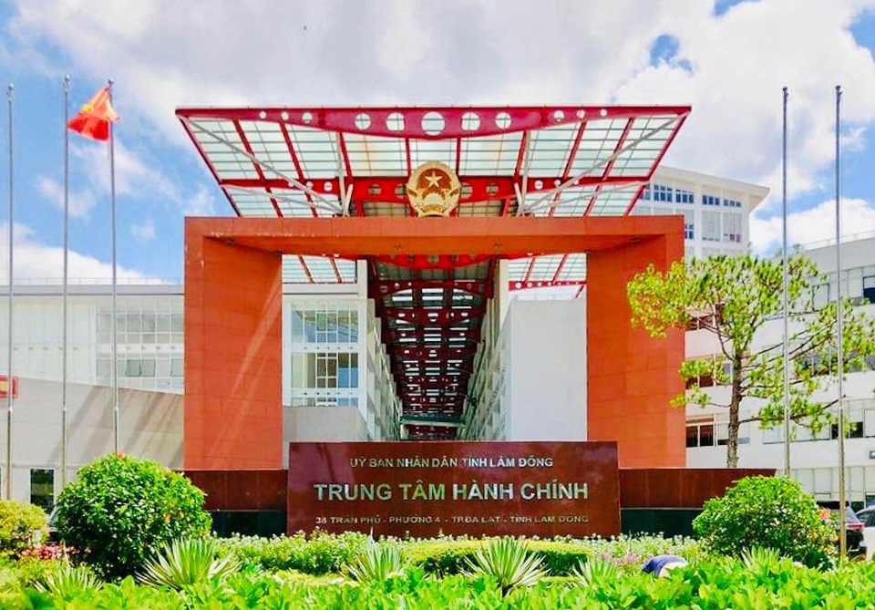 Phát hiện hàng trăm trường hợp không đủ điều kiện hưởng chế độ - 1 Phát hiện hàng trăm trường hợp không đủ điều kiện hưởng chế độ - 1