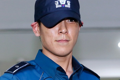 T.O.P xuất hiện lần đầu sau scandal bị tố sử dụng cần sa trái phép
