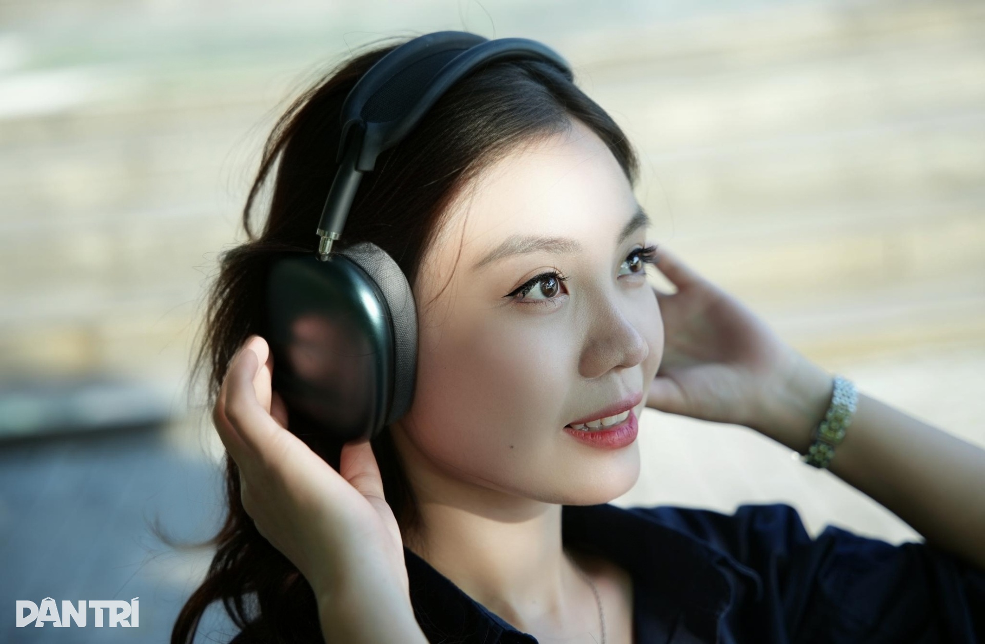 에어팟 맥스는 출시 5년이 지났는데도 여전히 비싼데, 아직도 살 가치가 있을까? - 3 AirPods Max vẫn đắt sau 5 năm mở bán, liệu còn đáng mua? - 3