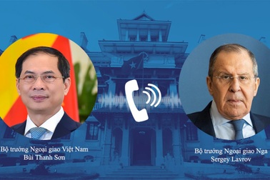 Bộ trưởng Ngoại giao Việt - Nga trao đổi về xung đột tại Ukraine
