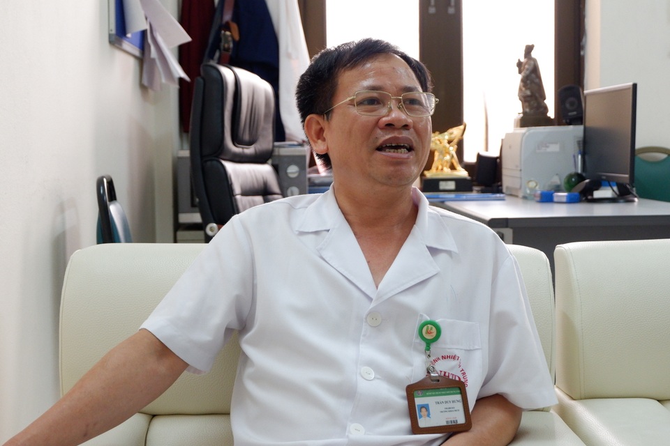 Bạch hầu dễ bị nhầm thành viêm họng: Phân biệt 2 bệnh này như thế nào? - 2 Bạch hầu dễ bị nhầm thành viêm họng: Phân biệt 2 bệnh này như thế nào? - 2