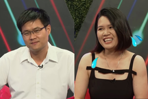 Chàng trai 33 tuổi chưa từng yêu ai, hôn má cô gái trong lần gặp đầu tiên