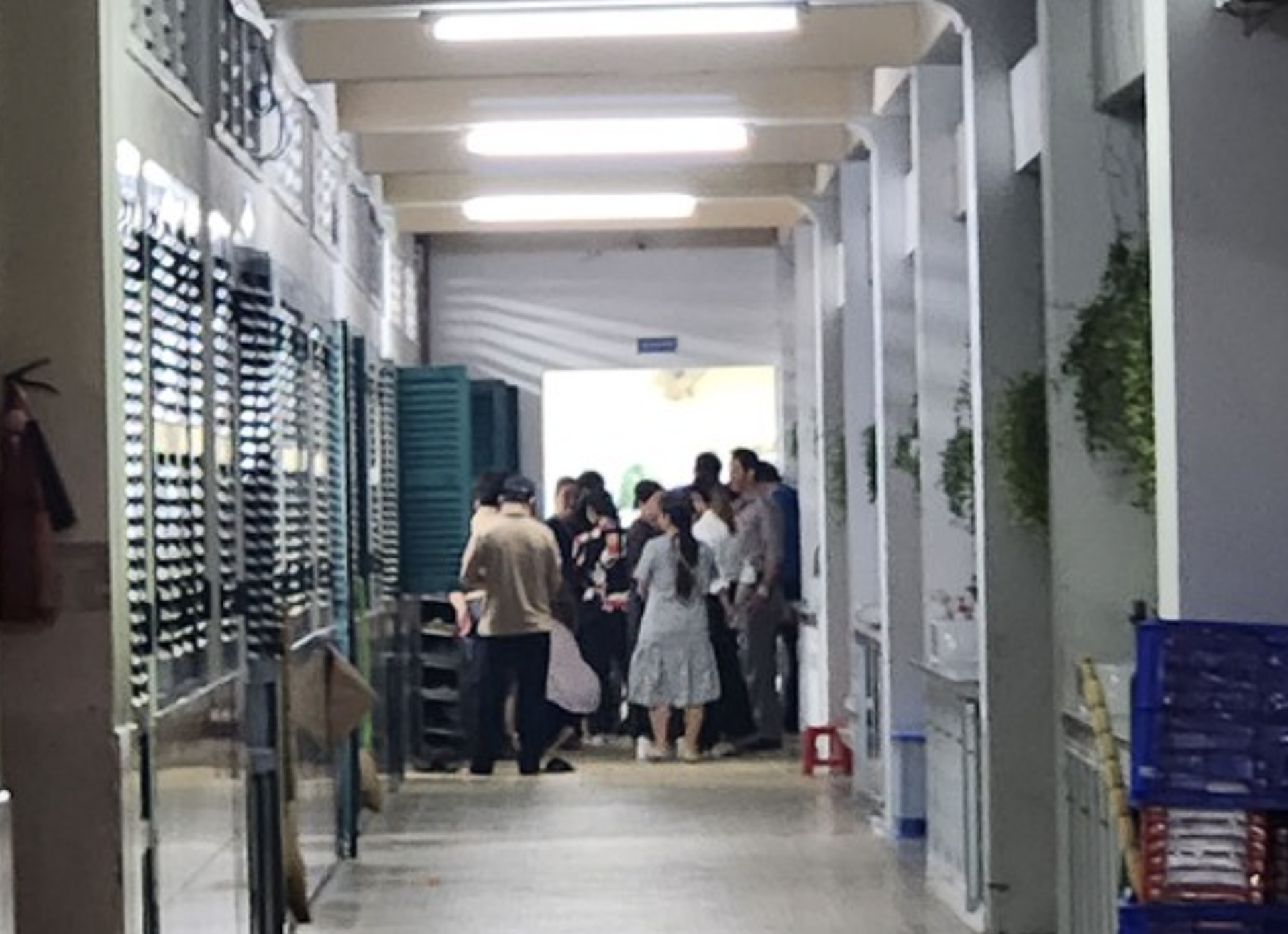 Đại biểu Quốc hội: Lạm thu riết mà chưa thấy hiệu trưởng nào bị cách chức - 4 Đại biểu Quốc hội: Lạm thu riết mà chưa thấy hiệu trưởng nào bị cách chức - 4