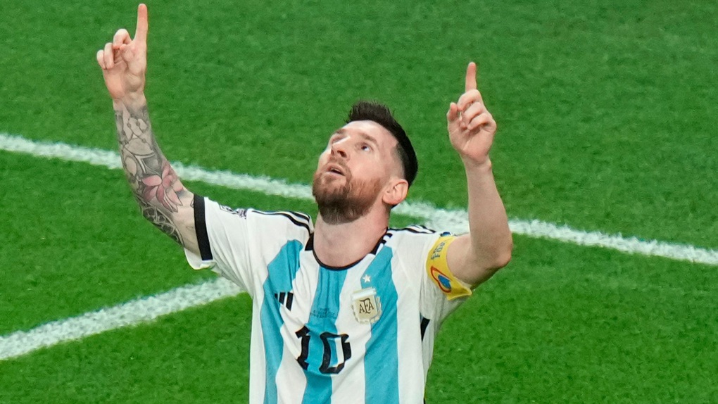 Messi vượt trội hơn Ronaldo ở cột mốc 1.000 trận đấu chuyên nghiệp - 1 Messi vượt trội hơn Ronaldo ở cột mốc 1.000 trận đấu chuyên nghiệp - 1
