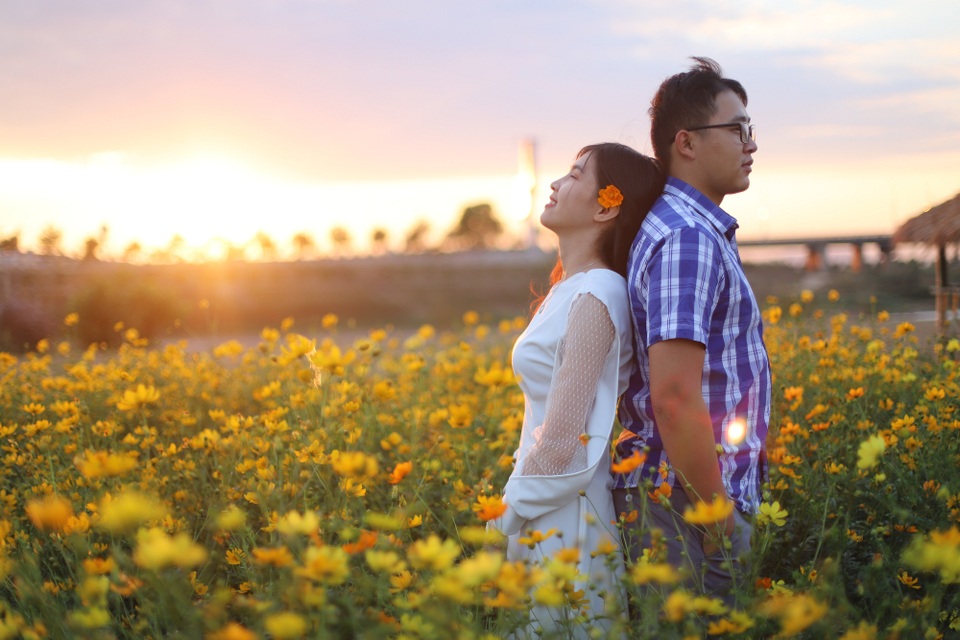 Lung linh sắc hoa bên dòng sông Đăk Bla - 7 Lung linh sắc hoa bên dòng sông Đăk Bla - 7
