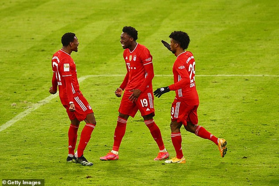 Lewandowski tỏa sáng, Bayern Munich may mắn cầm hòa Bielefeld - 4 Lewandowski tỏa sáng, Bayern Munich may mắn cầm hòa Bielefeld - 4