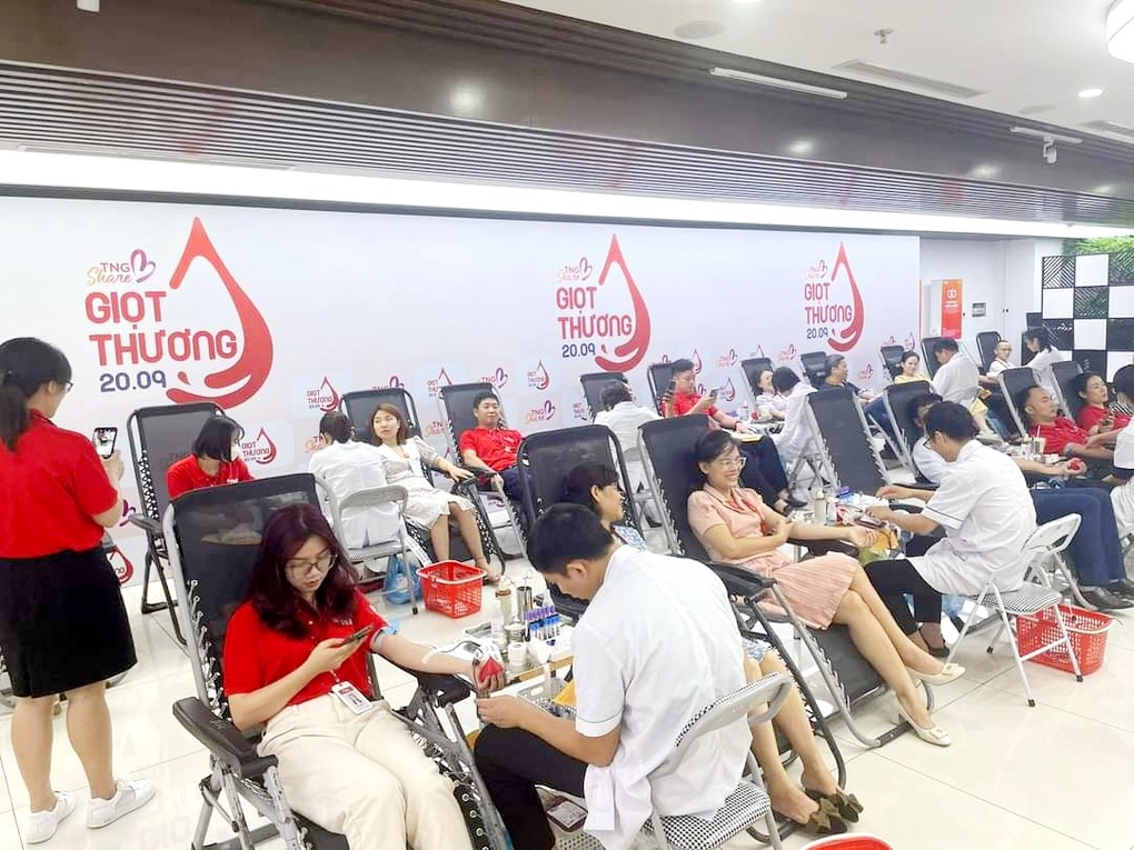 Giải thưởng quốc tế vinh danh ROX Group vì nỗ lực đổi mới sáng tạo - 4 Giải thưởng quốc tế vinh danh ROX Group vì nỗ lực đổi mới sáng tạo - 4